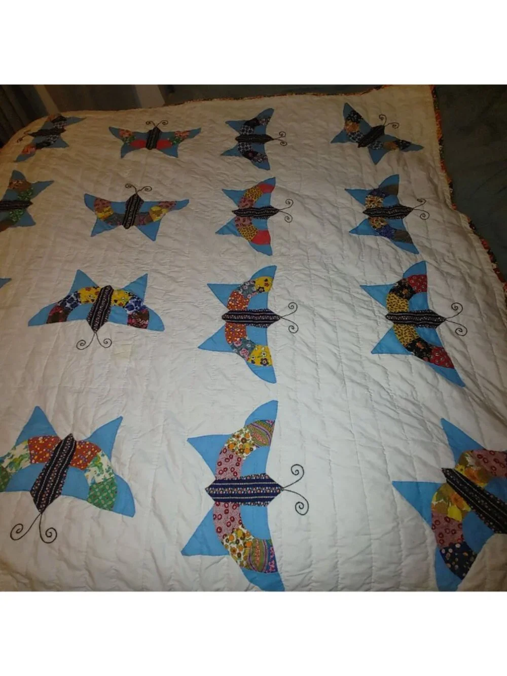 1970s Butterfly Quilt Vintage Handmade Multi Color Patchwork Appliqué 80 by 64